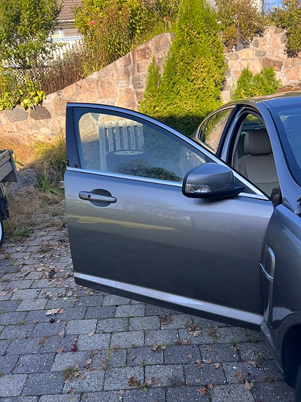 Jaguar XF 22 of 30