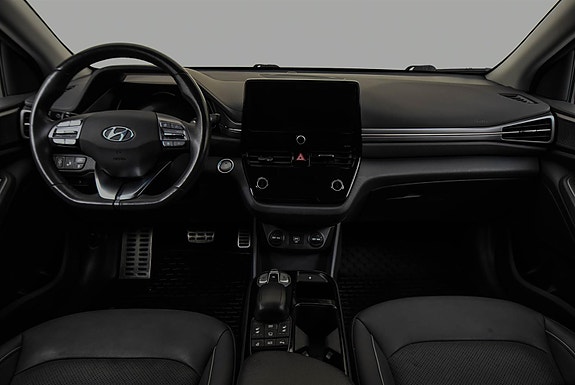 Hyundai IONIQ 28 of 29