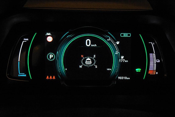Hyundai IONIQ 19 of 29