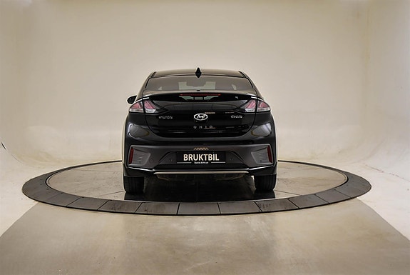 Hyundai IONIQ 4 of 29