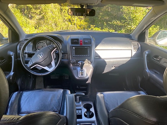 Honda CR-V 9 of 13