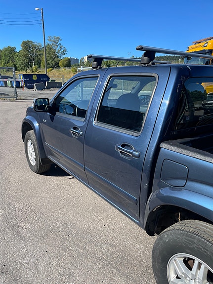 Isuzu D-max 9 of 15