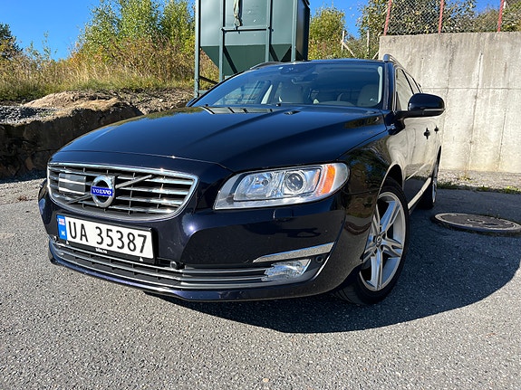 Volvo V70 4 of 15