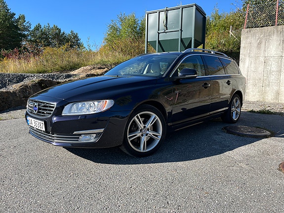Volvo V70 6 of 15
