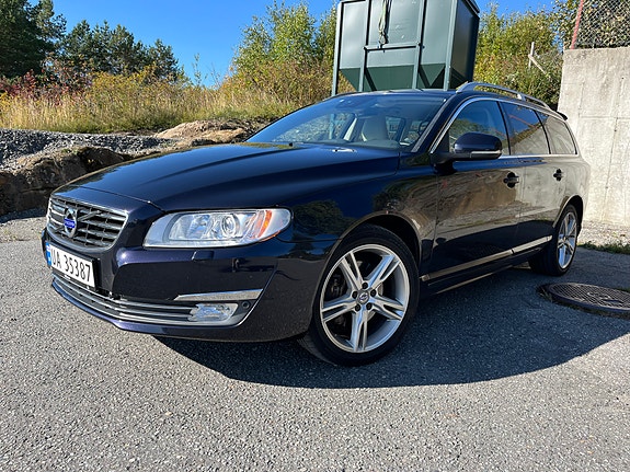 Volvo V70 3 of 15