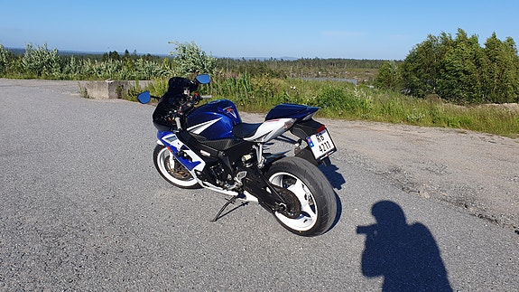 Suzuki GSX-R 1000 7 of 12