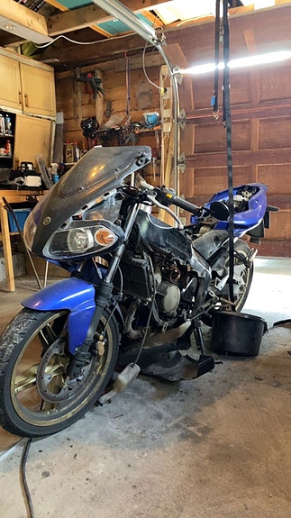 Yamaha TZR 50 3 of 4