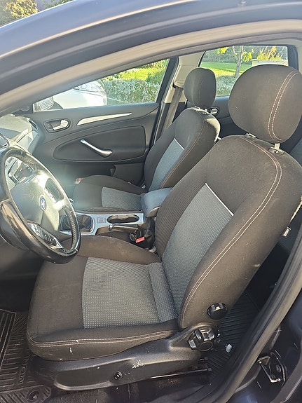 Ford Mondeo 5 of 14