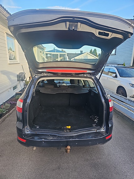 Ford Mondeo 10 of 14