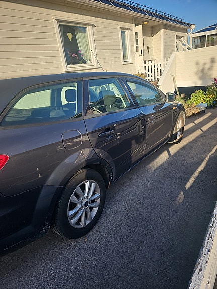 Ford Mondeo 4 of 14