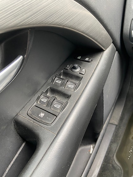 Volvo V70 30 of 30