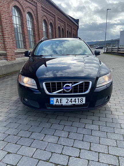 Volvo V70 23 of 30