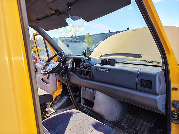 Mercedes-Benz Sprinter 412 22 of 25