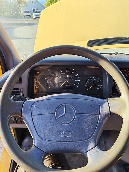 Mercedes-Benz Sprinter 412 20 of 25
