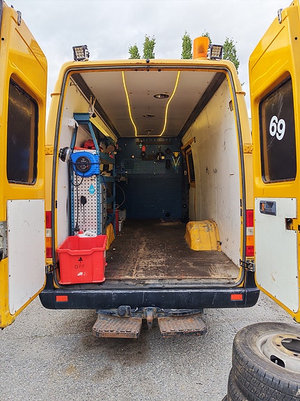 Mercedes-Benz Sprinter 412 7 of 25