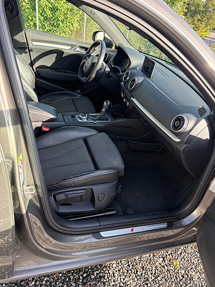 Audi A3 12 of 27
