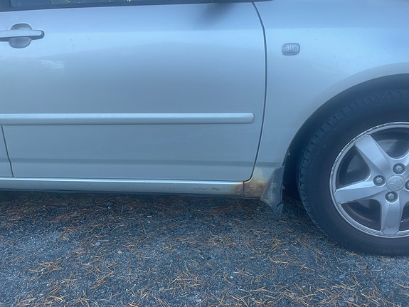 Toyota Corolla 5 of 13