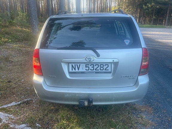 Toyota Corolla 2 of 13