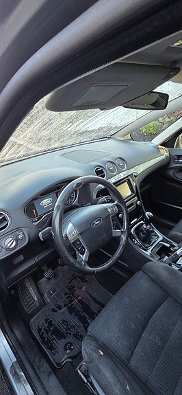 Ford S-MAX 6 of 10
