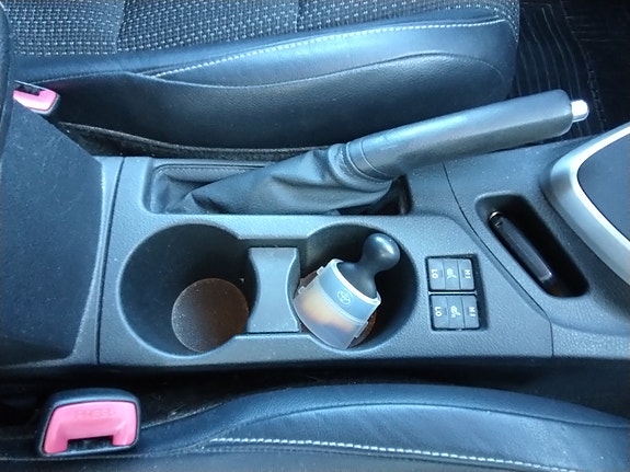 Toyota Auris 11 of 15