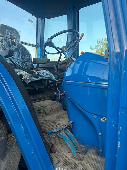 Ford Ford 6610 8 of 11