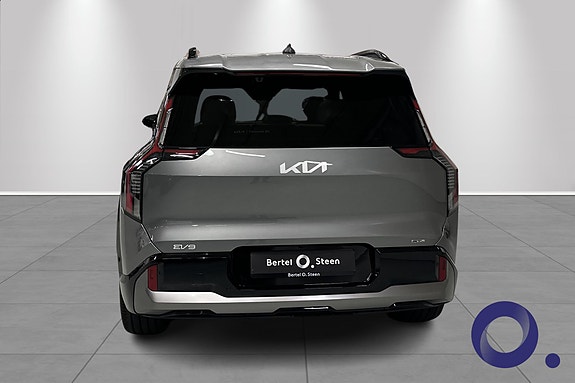 Kia EV9 4 of 19