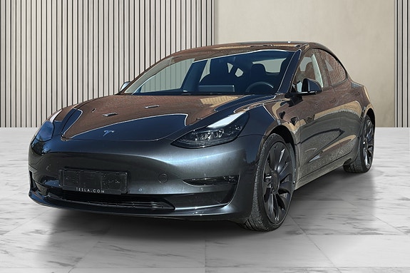 Tesla Model 3 6 of 30