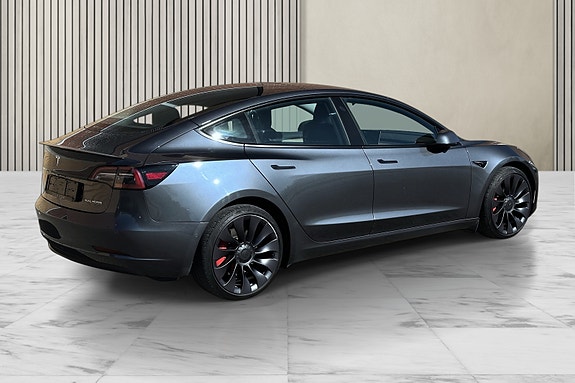 Tesla Model 3 19 of 30