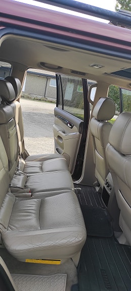 Toyota Land Cruiser 14 of 30
