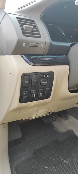 Toyota Land Cruiser 28 of 30