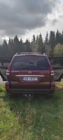 Toyota Land Cruiser 8 of 30