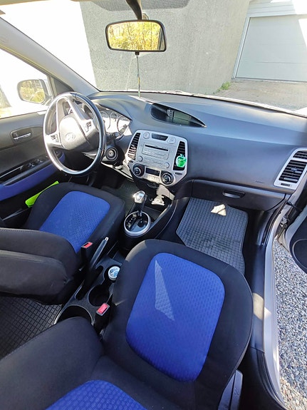 Hyundai i20 5 of 12