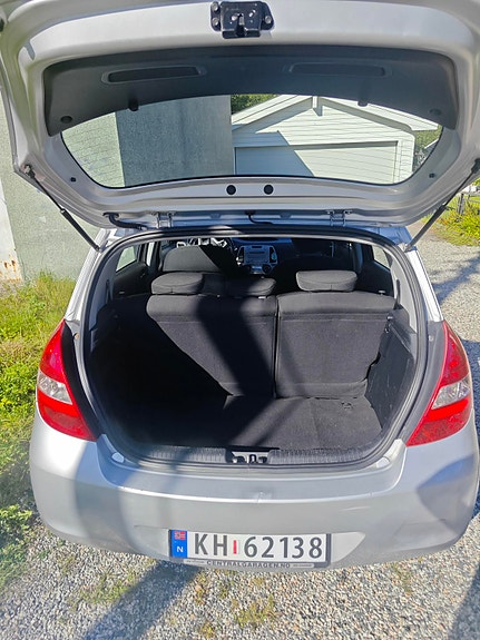 Hyundai i20 6 of 12
