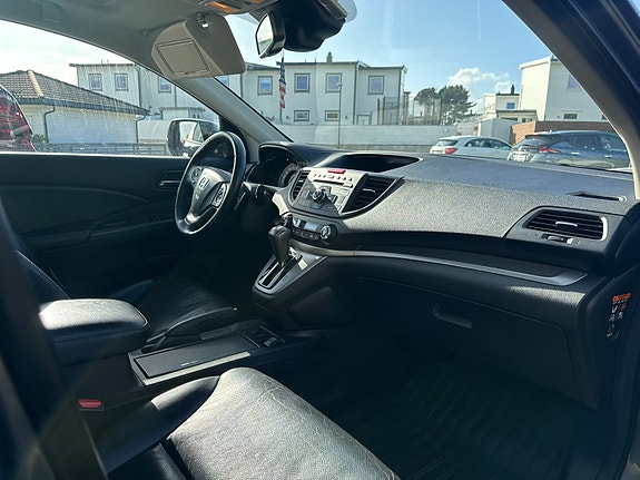 Honda CR-V 18 of 30