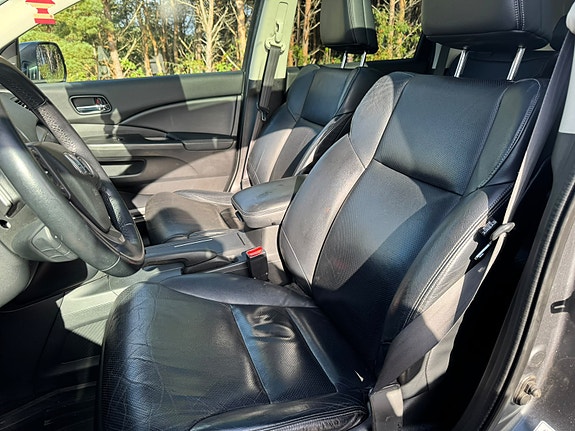 Honda CR-V 17 of 30