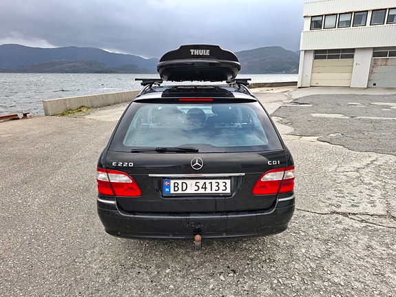 Mercedes-Benz E220 d 8 of 30