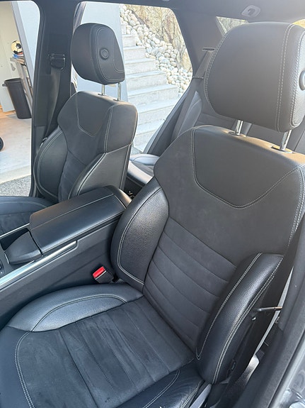 Mercedes-Benz ML350 7 of 12