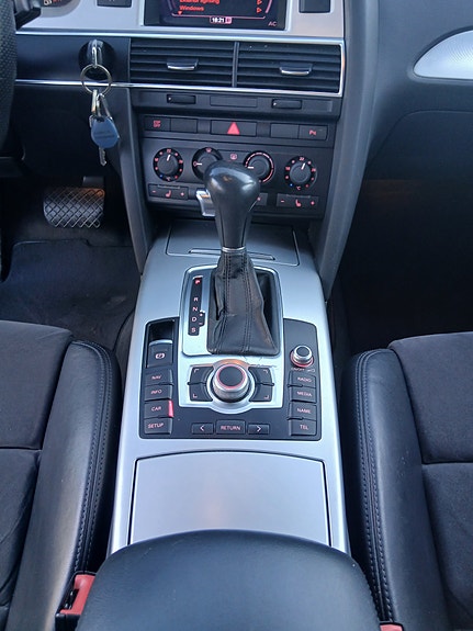 Audi A6 9 of 17