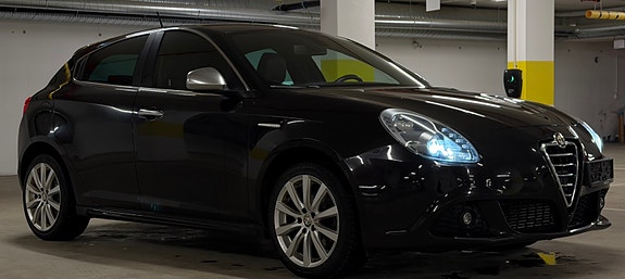 Alfa Romeo Giulietta 13 of 30