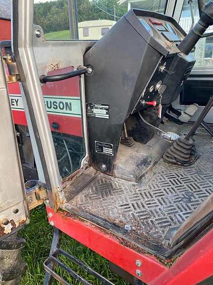Massey Ferguson 675 Turbo 10 of 14
