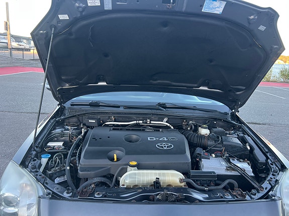 Toyota Avensis 22 of 30