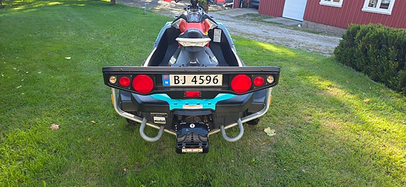 Seadoo spark TRIXX 2UP 9 of 17