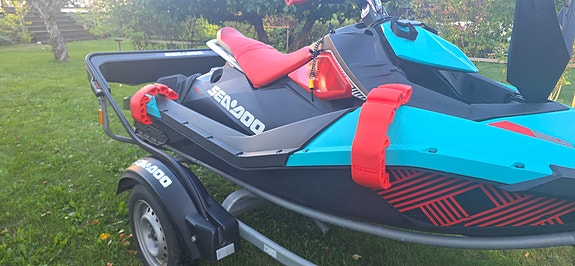 Seadoo spark TRIXX 2UP 11 of 17