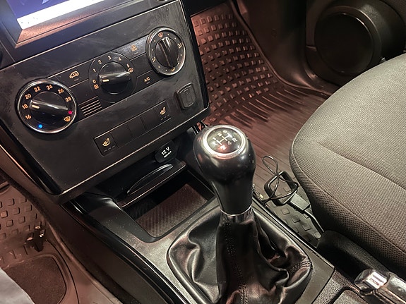 Mercedes-Benz A160 d 26 of 30