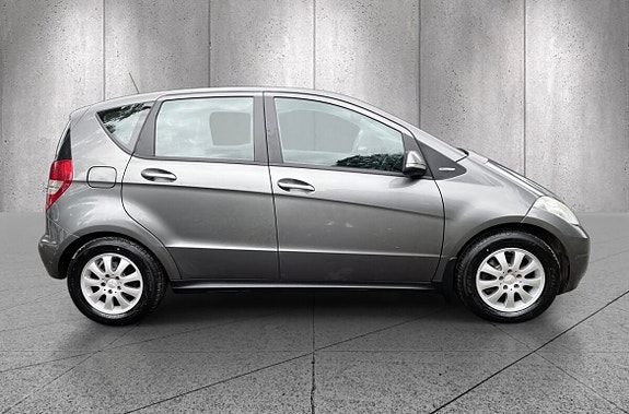 Mercedes-Benz A160 d 4 of 30