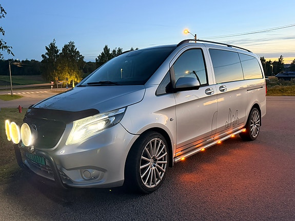 Mercedes-Benz Vito 119 2 of 10