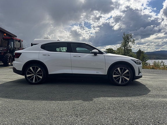 Polestar 2 7 of 14