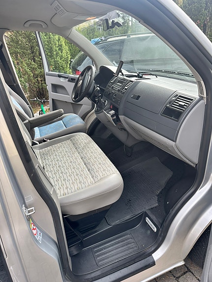 Volkswagen Transporter 14 of 16