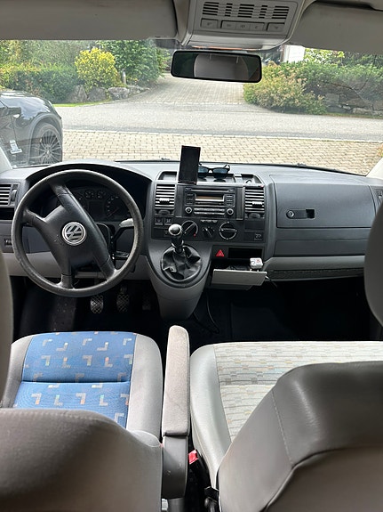 Volkswagen Transporter 13 of 16