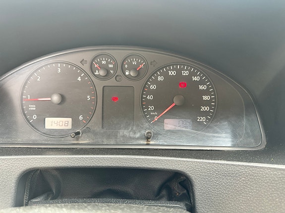 Volkswagen Transporter 7 of 16
